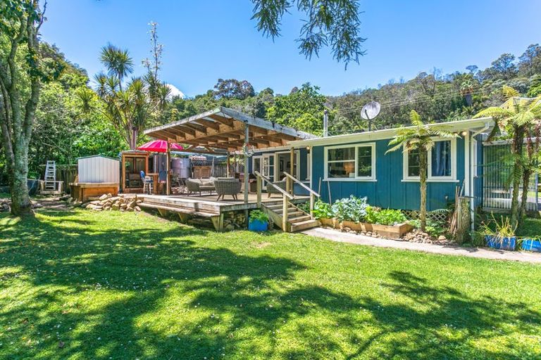 Photo of property in 15 Pohue Creek Road, Waiomu, Thames, 3575