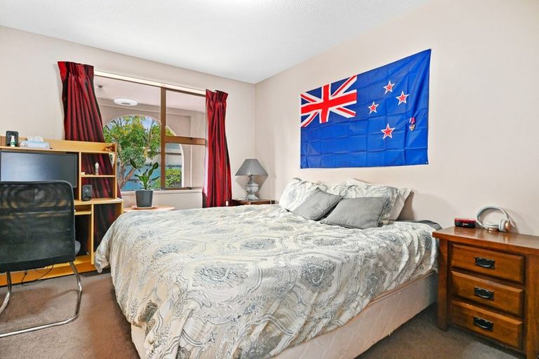 Photo of property in 152 Sawyers Arms Road, Northcote, Christchurch, 8052