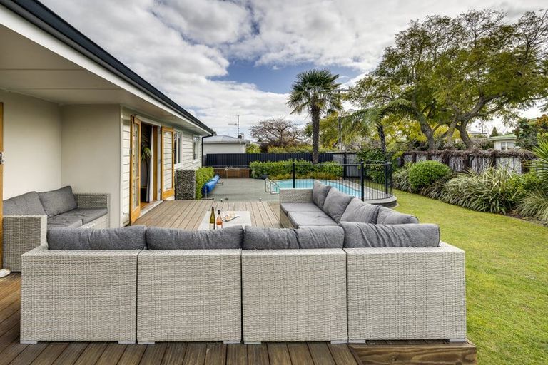 Photo of property in 2 Veronica Avenue, Marewa, Napier, 4110