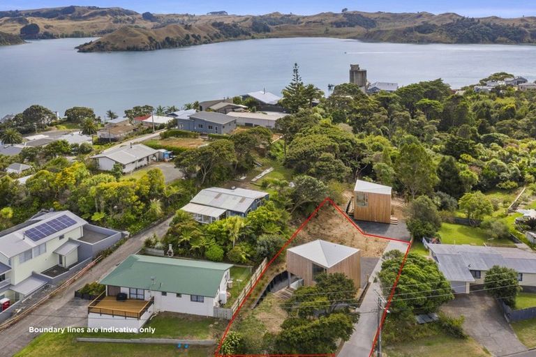 Photo of property in 10a Government Road, Raglan, 3225