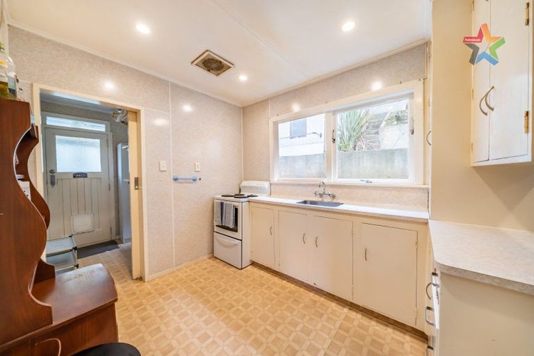 Photo of property in 153 Wellington Road, Wainuiomata, Lower Hutt, 5014