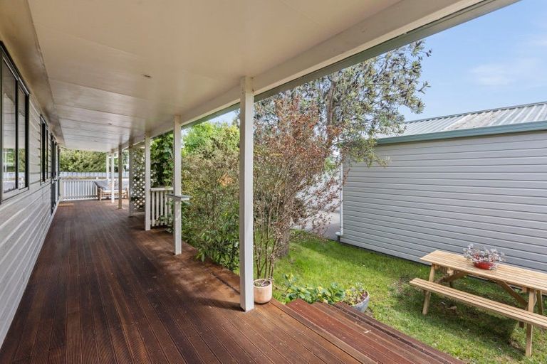 Photo of property in 8a Nimon Street, Havelock North, 4130