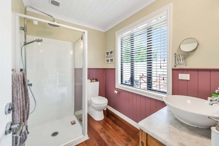 Photo of property in 40 Church Street, Oxford, 7430