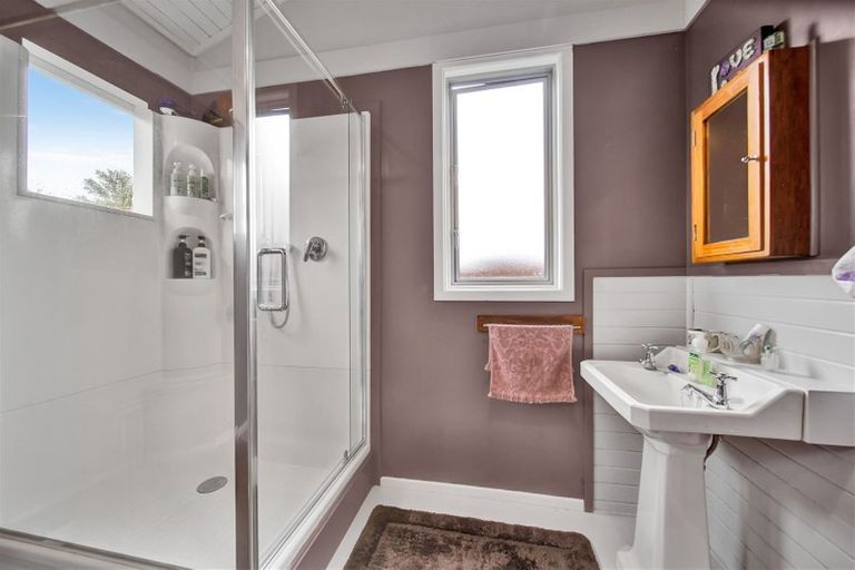 Photo of property in 20 Douglas Street, Hawera, 4610