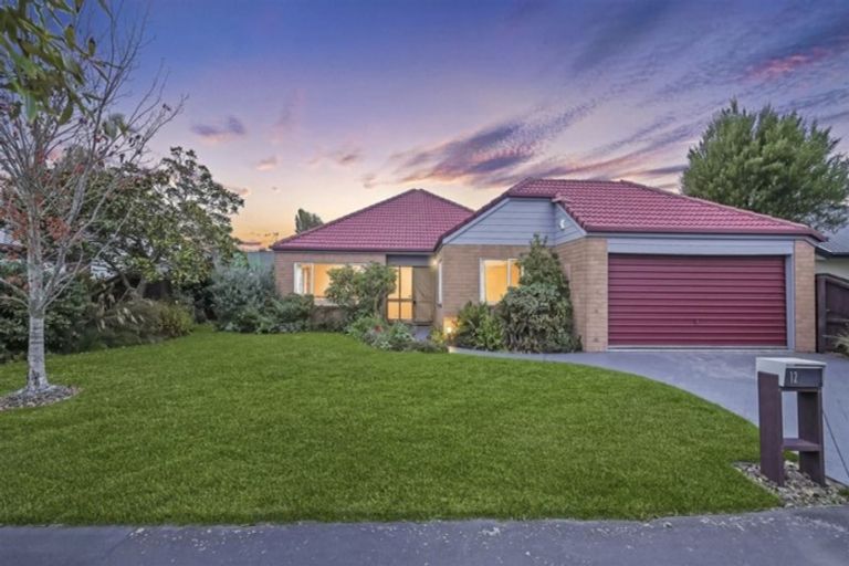 Photo of property in 12 Beauford Place, Parklands, Christchurch, 8083