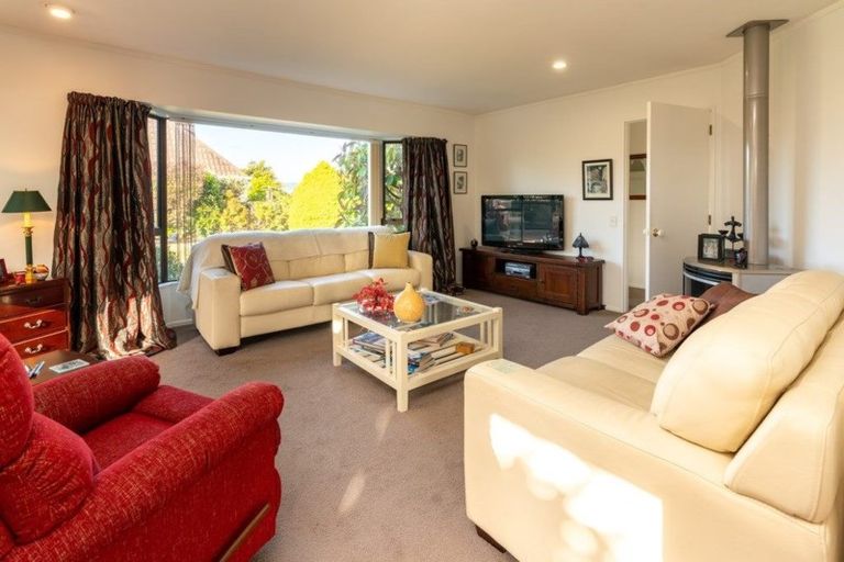 Photo of property in 117 Hillcrest Road, Raumati Beach, Paraparaumu, 5032