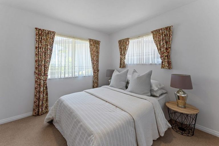 Photo of property in 3 Beach Road, Manly, Whangaparaoa, 0930