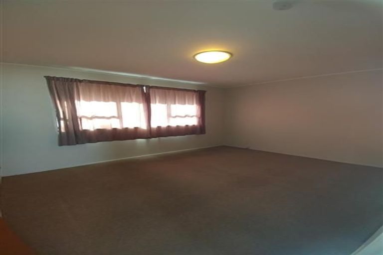 Photo of property in 394 Bucklands Beach Road, Bucklands Beach, Auckland, 2012