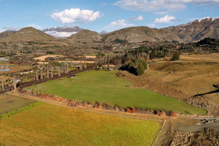 Photo of property in 99 Speargrass Flat Road, Speargrass Flat, Queenstown, 9371