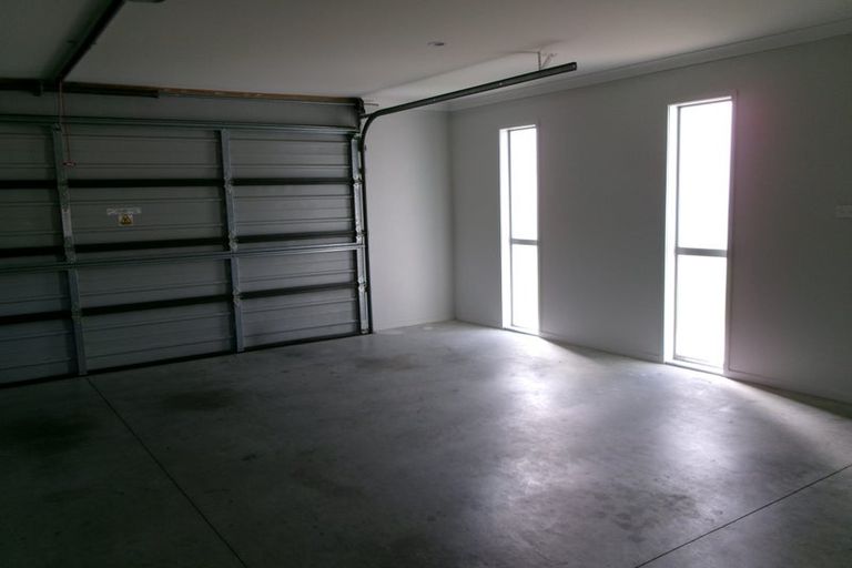 Photo of property in 9 Sandspit Road, Waiuku, 2123