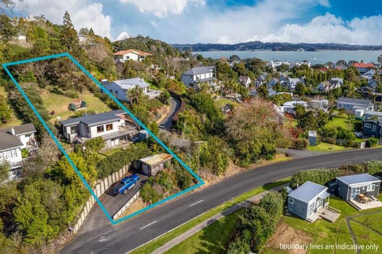 Photo of property in 5 Long Beach Road, Russell, 0202