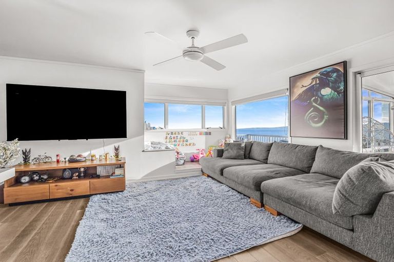 Photo of property in 35 Adams Road, Thornton Bay, Thames, 3575