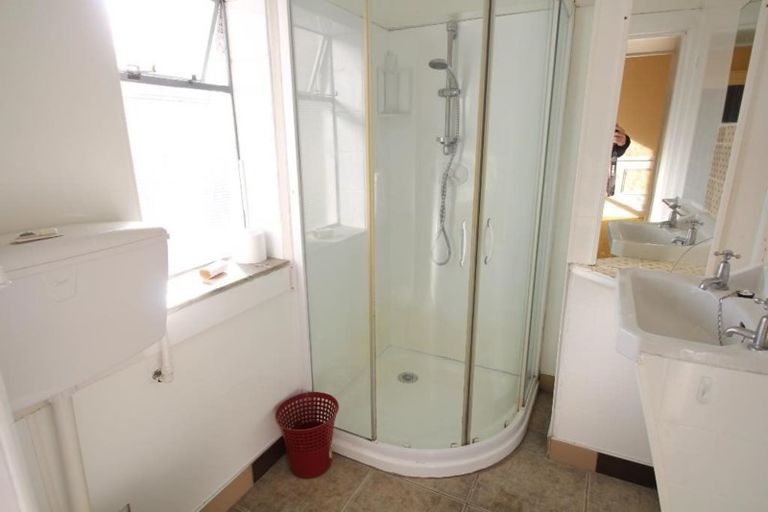 Photo of property in 2 Alva Street, Dunedin Central, Dunedin, 9016