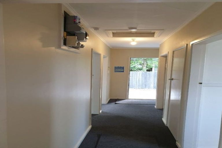 Photo of property in 36 Suva Street, Upper Riccarton, Christchurch, 8041