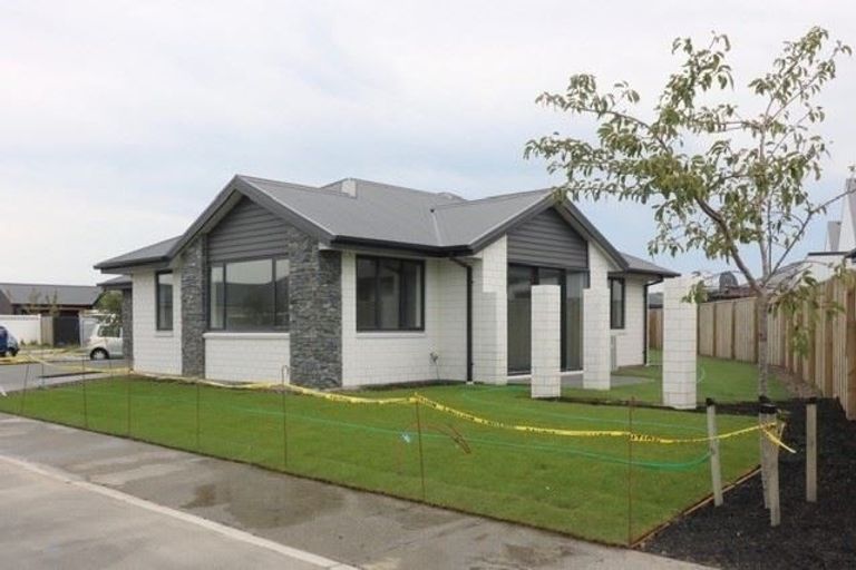 Photo of property in 4 Saxby Lane, Halswell, Christchurch, 8025