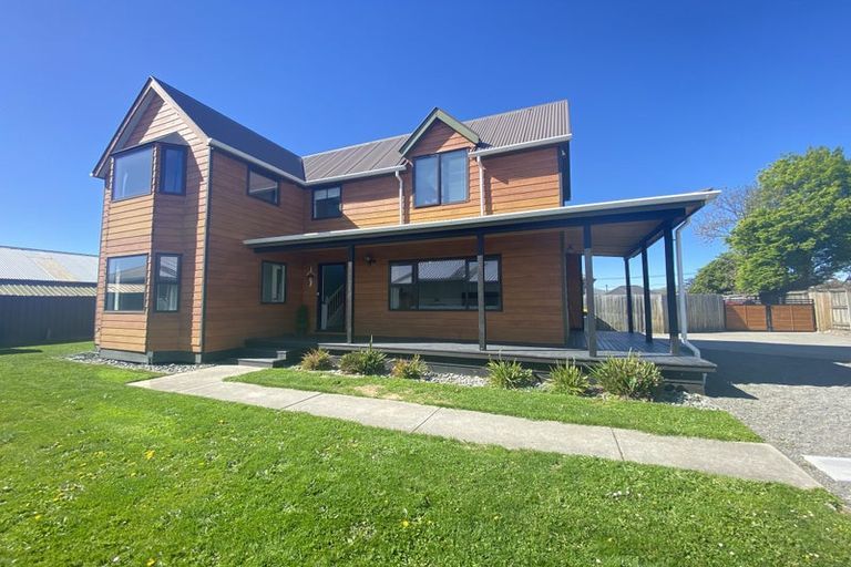 Photo of property in 41 Birchfield Avenue, Dallington, Christchurch, 8061