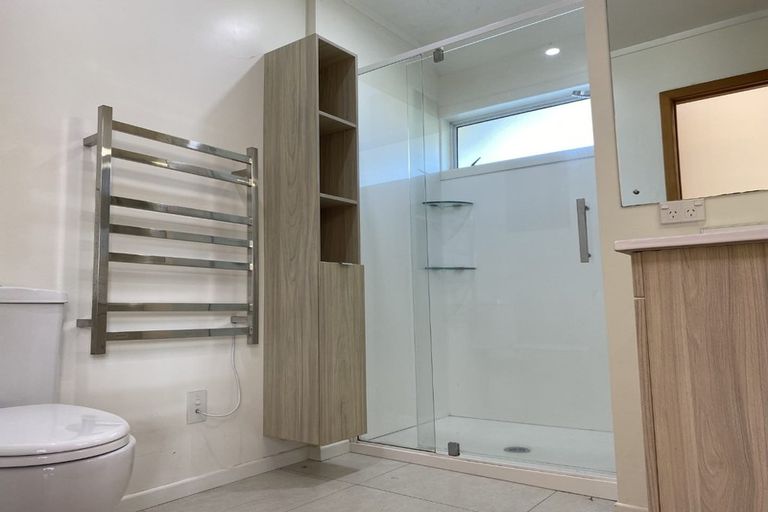 Photo of property in 5 Bevyn Street, Castor Bay, Auckland, 0620