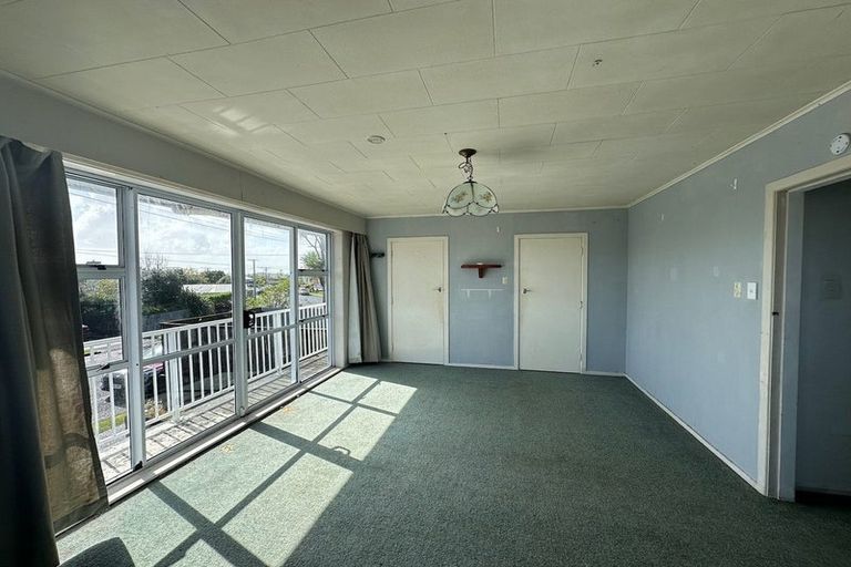 Photo of property in 34 Watene Crescent, Waitara, 4320