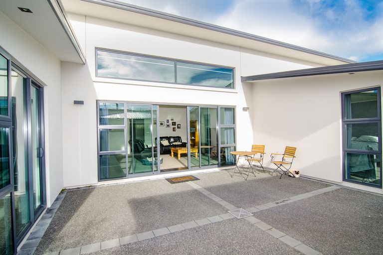 Photo of property in 26 Grandvista Drive, Green Island, Dunedin, 9018