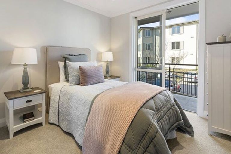 Photo of property in 98b/30 Ambassador Glade, Orewa, 0931