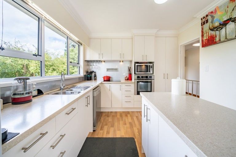 Photo of property in 25 Penrose Street, Woburn, Lower Hutt, 5010