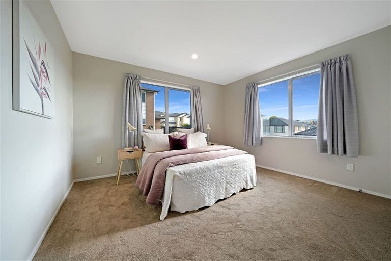 Photo of property in 49 Cirrus Way, Ranui, Auckland, 0612