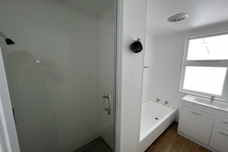 Photo of property in 9 Chelwood Street, Takaro, Palmerston North, 4412