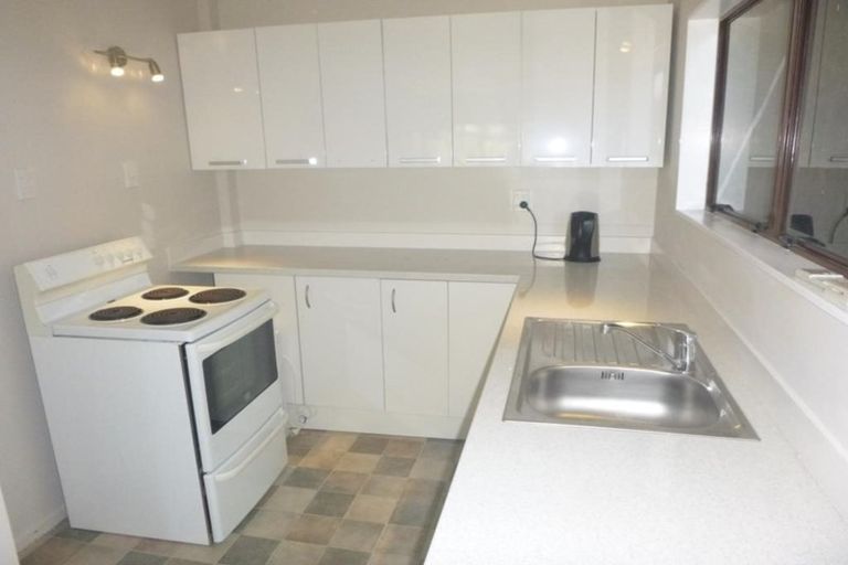 Photo of property in 6b Stokes Valley Road, Stokes Valley, Lower Hutt, 5019