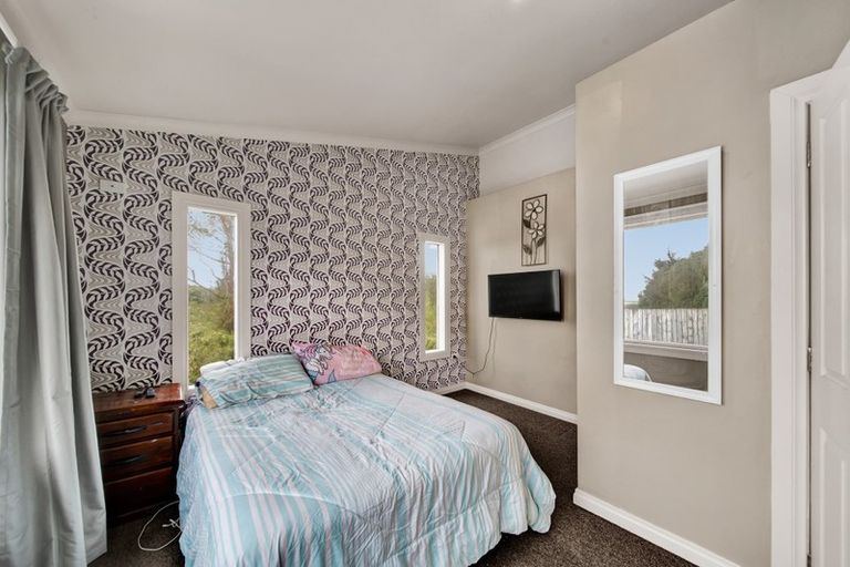 Photo of property in 22 Douglas Street, Hawera, 4610