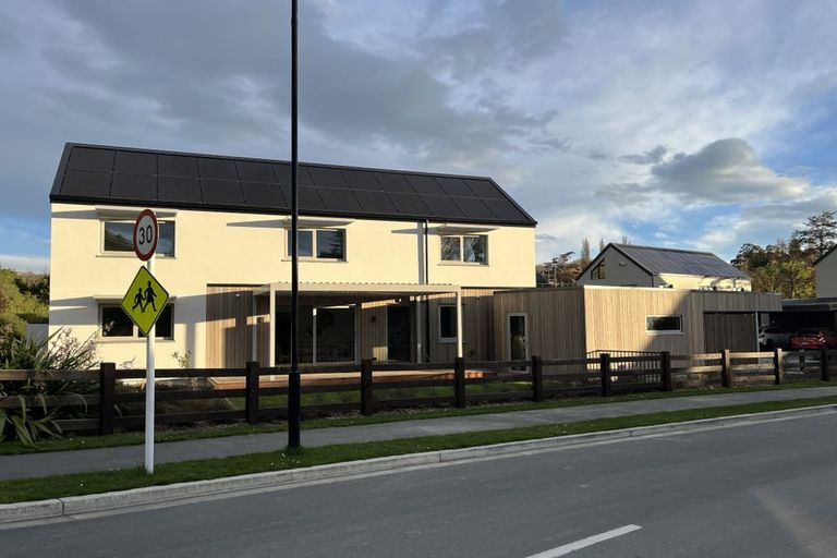 Photo of property in 1 Kahika Lane, Westmorland, Christchurch, 8025