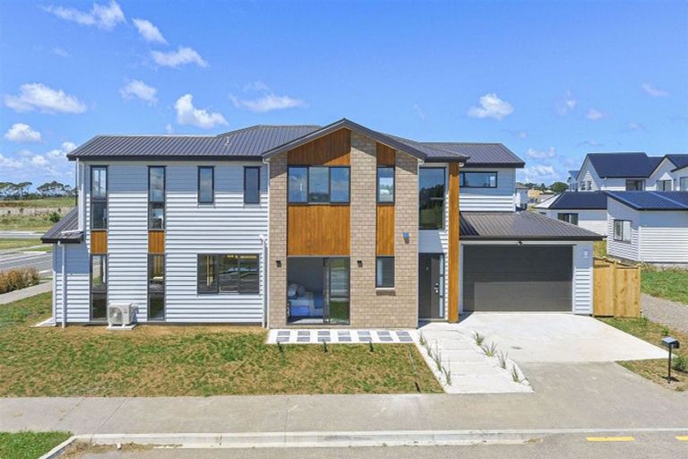 Photo of property in 3 Kaitiaki Drive, Clarks Beach, 2122