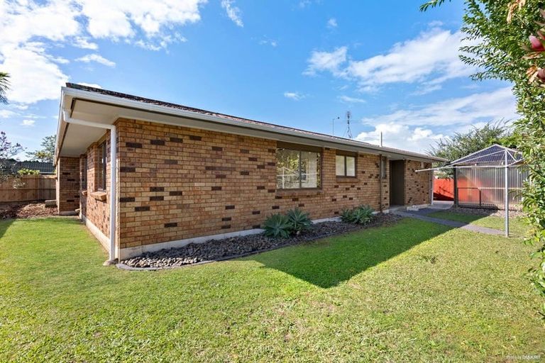 Photo of property in 7 Colleen Norma Place, Half Moon Bay, Auckland, 2012