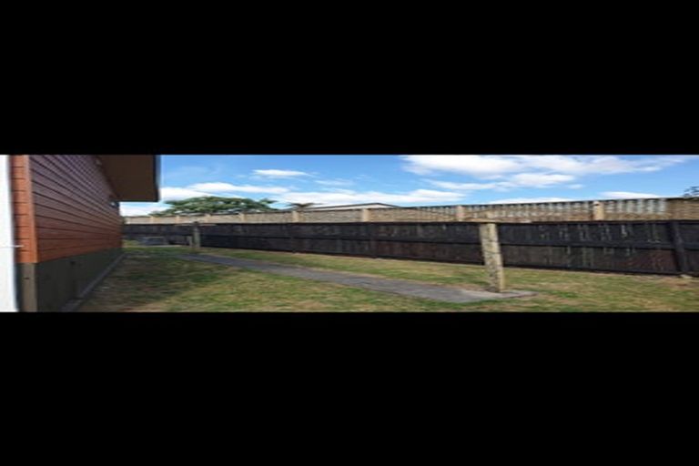 Photo of property in 2/62 Weymouth Road, Manurewa, Auckland, 2102