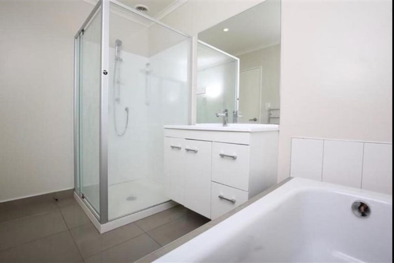 Photo of property in 9 Tapu Road, Huapai, Kumeu, 0810