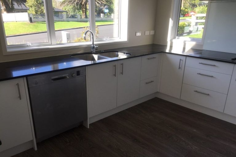 Photo of property in 29 Applemoors Way, Riverhead, 0820