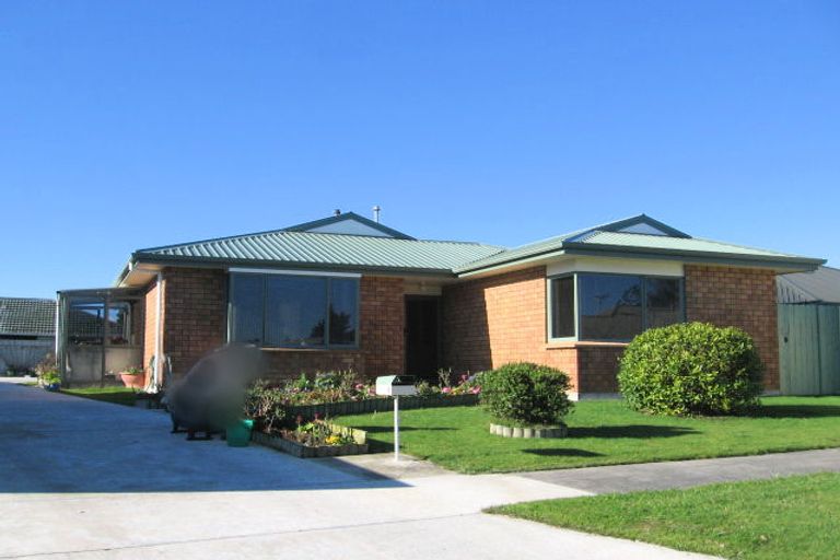 Photo of property in 6 Lancewood Lane, Roslyn, Palmerston North, 4414