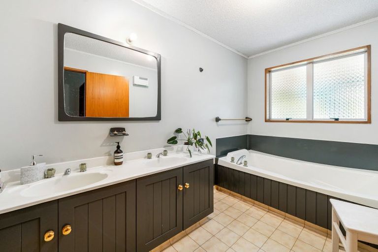 Photo of property in 245 Halcombe Road, Feilding, 4775