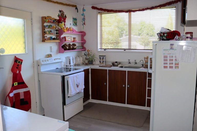 Photo of property in 29 Hornsby Street, Carterton, 5713