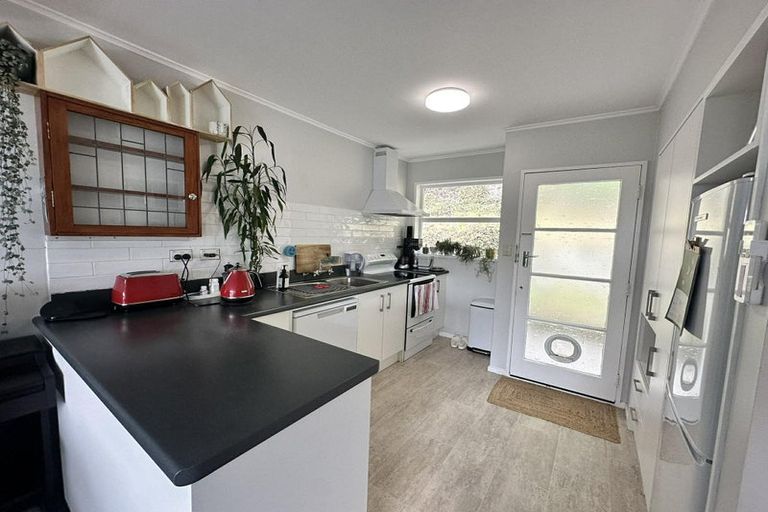 Photo of property in 4/22 Mccoll Street, Vogeltown, Wellington, 6021