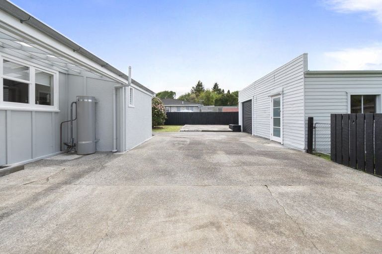 Photo of property in 9 Totara Street, Marton, 4710