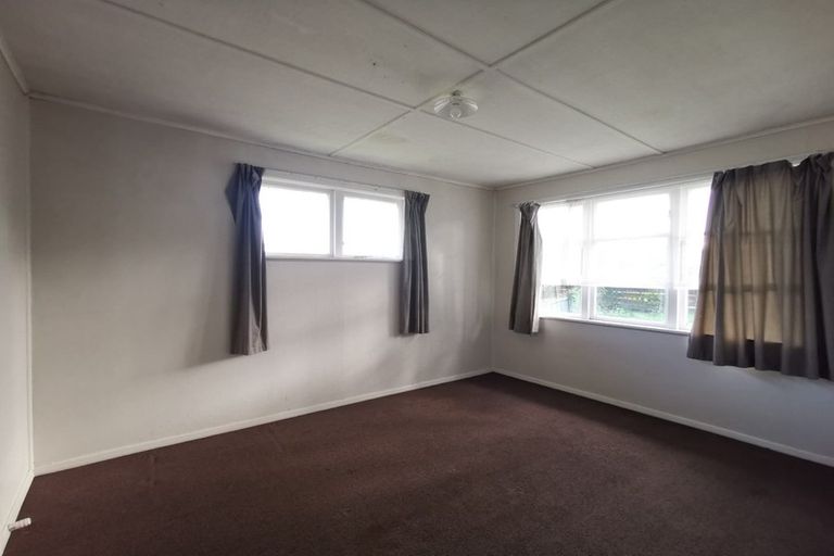 Photo of property in 3/24 Pomaria Road, Henderson, Auckland, 0610