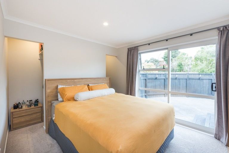Photo of property in 4 Ruamahanga Crescent, Terrace End, Palmerston North, 4410