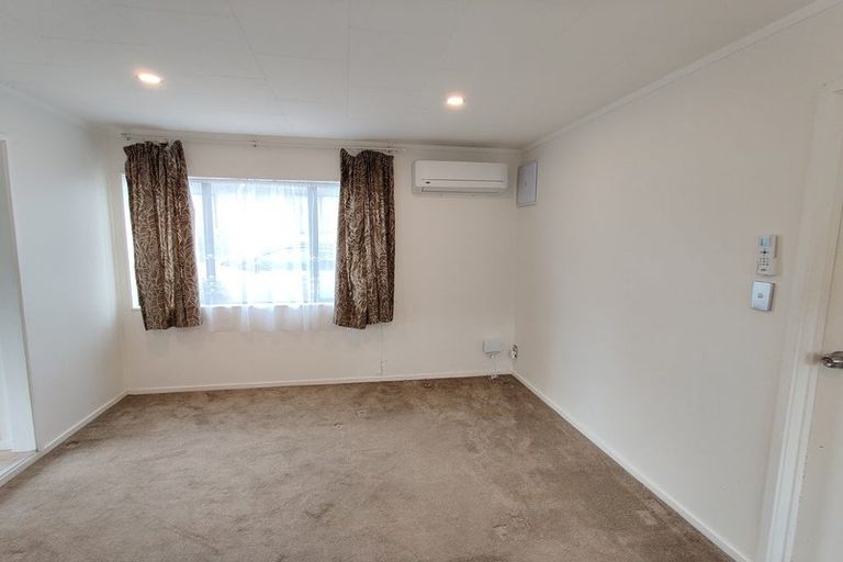 Photo of property in 3 Tamworth Close, Manurewa, Auckland, 2102