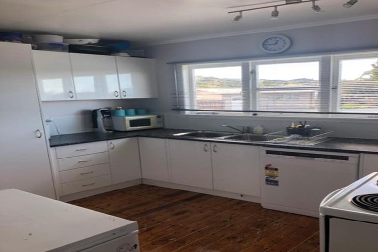 Photo of property in 10 Alamein Avenue, Onerahi, Whangarei, 0110