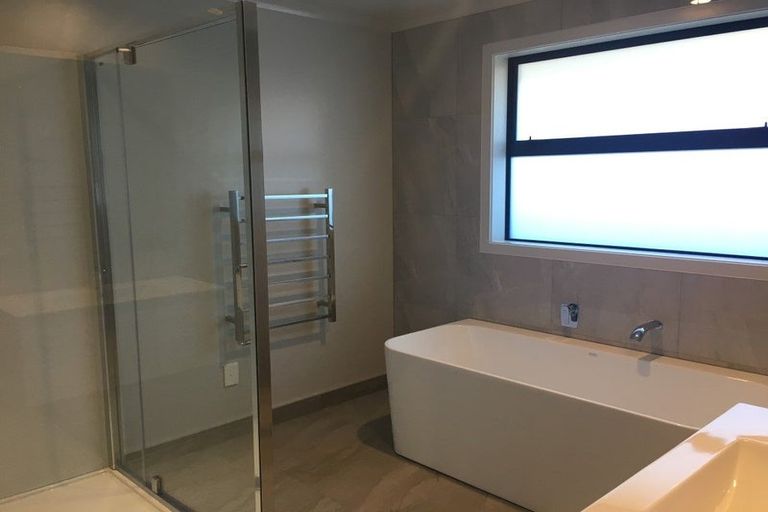 Photo of property in 15 Fuller Street, Papamoa Beach, Papamoa, 3118