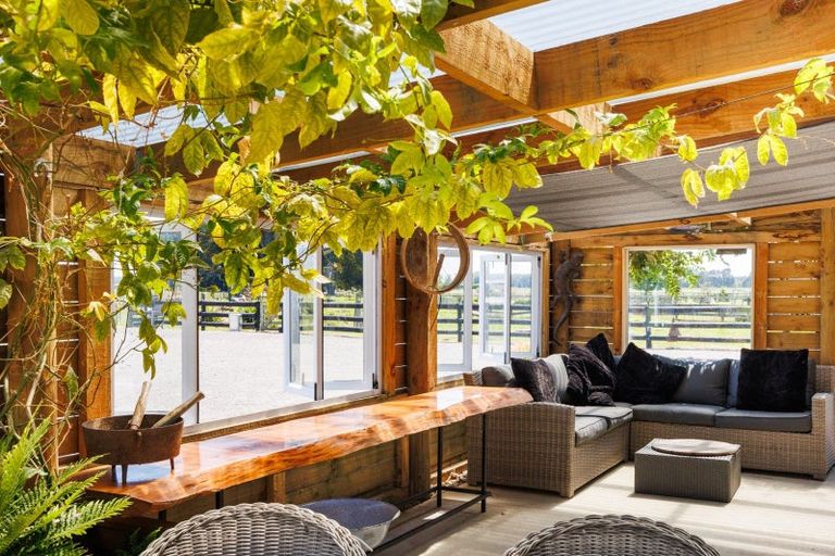 Photo of property in 359 Newbury Line, Bunnythorpe, Palmerston North, 4478