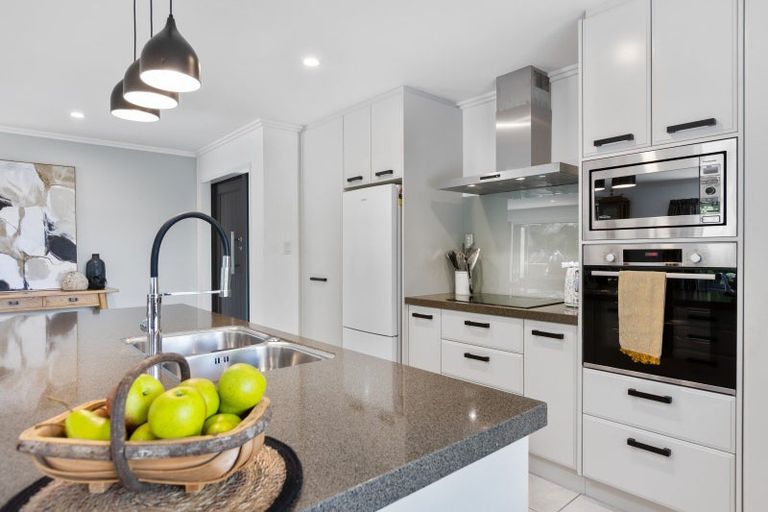 Photo of property in 7c Puka Place, Inglewood, 4330