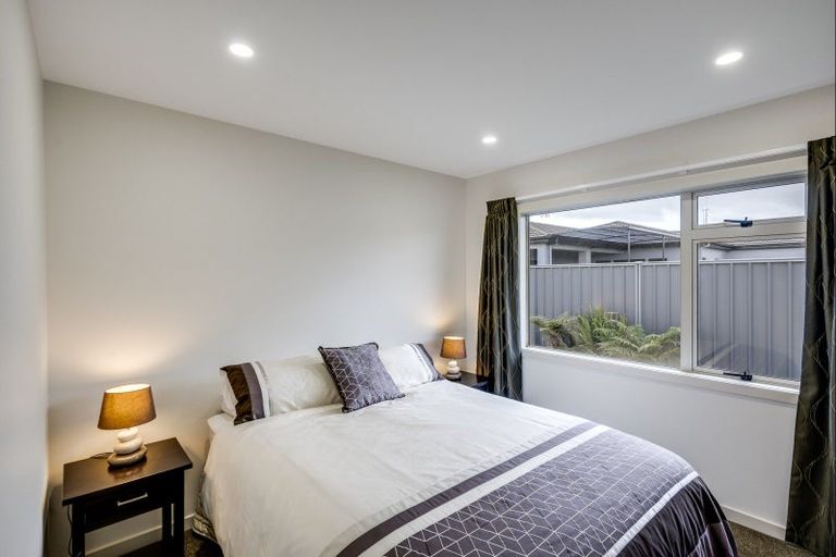 Photo of property in 10 Ohau Place, Poraiti, Napier, 4112