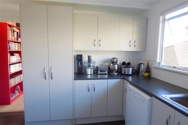 Photo of property in 150 Vivian Street, New Plymouth, 4310