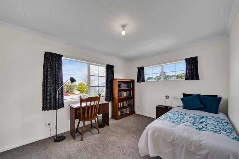 Photo of property in 24 Culzean Grove, Bell Block, New Plymouth, 4312